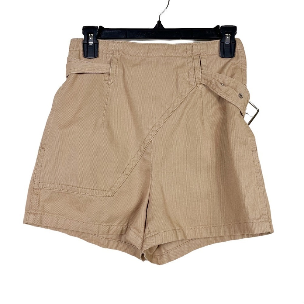 Urban Outfitters UO Tan High Rise Belted Zip Back Twill Shorts 
Size 2